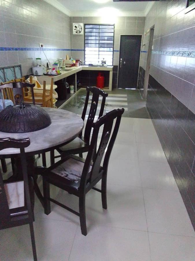 35, Jalan Seri Bayu 18 Kampong Bagan Lalang Luaran gambar